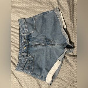 High Wasted Jean Short
